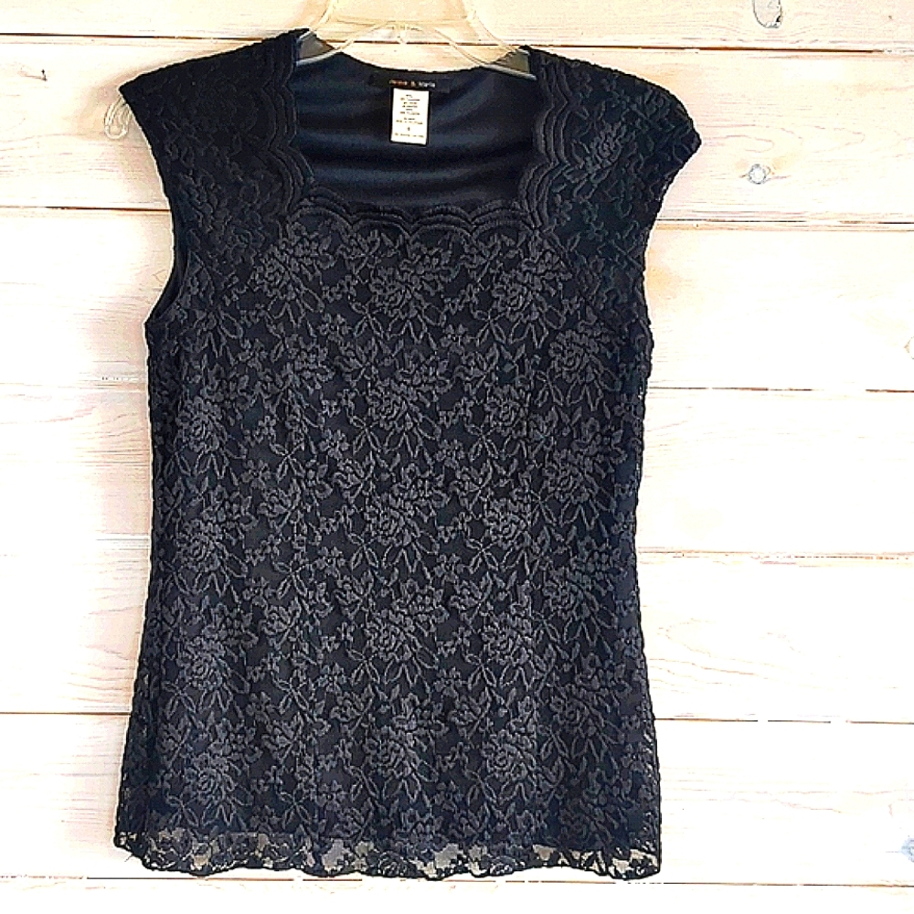 Jennie & Marlis Sexy Black Lace Shell Top Small, Scalloped Neck Retro Whimsigoth